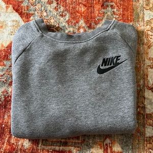Nike crewneck